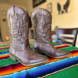 American Eagle Western Boots